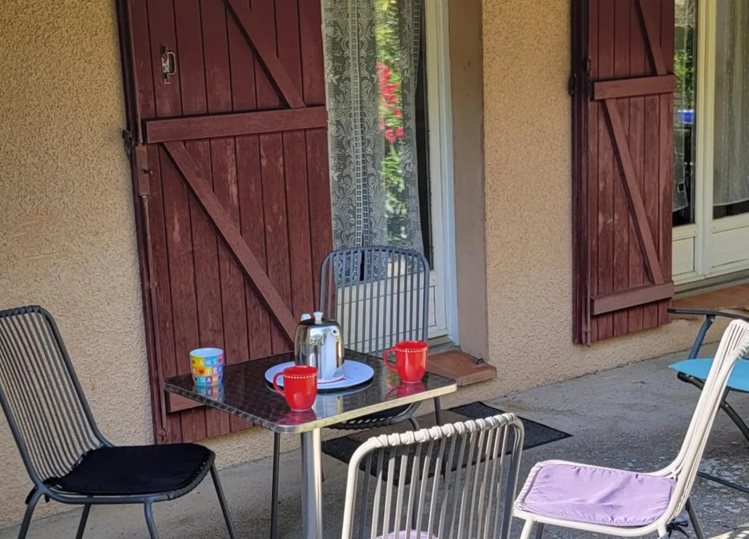 Holiday home Maison T4, Campagne Provencale Calme, Tout Confort Lambesc France